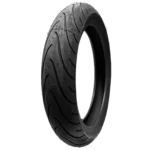 Pilot Street 120/70R17 TL con buen agarre en seco y mojado